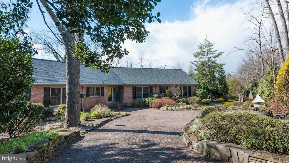 928 Childs Point Rd, Annapolis, MD 21401 - photo 1