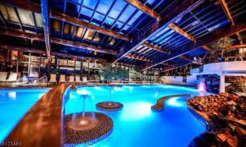 2 Chamonix Dr unit 213, Vernon, NJ 07462 - photo 1