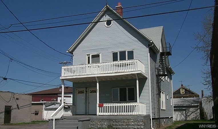 641 18th St, Niagara Falls, NY 14301 - photo 1