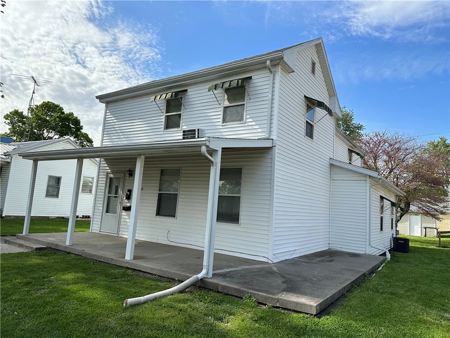 2308 Champaign Ave, Mattoon, IL 61938 - photo 1