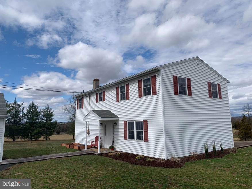 1346 W Campbell Rd, Green Lane, PA 18054 - photo 1