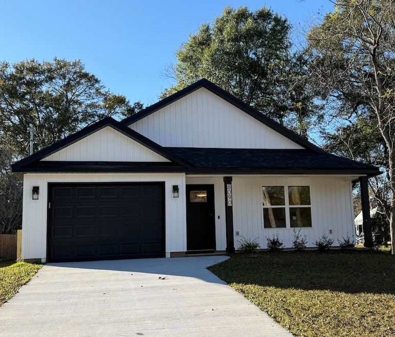 8090 3rd St, Laurel Hill, FL 32567 - photo 1