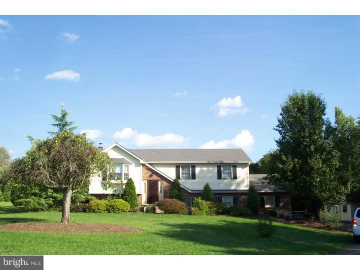 2131 Hendricks Rd, Pennsburg, PA 18073 - photo 1