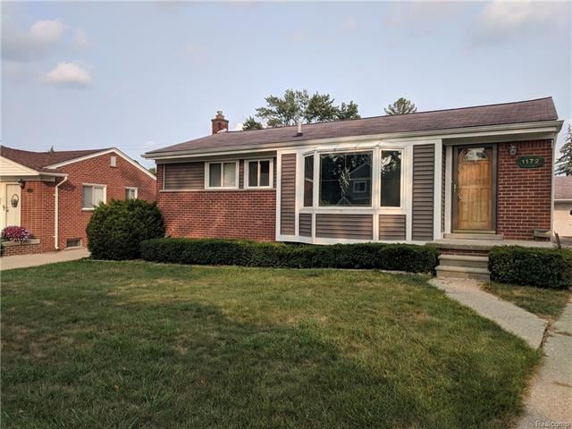 1172 N Stephen Ave, Clawson, MI 48017 - photo 1