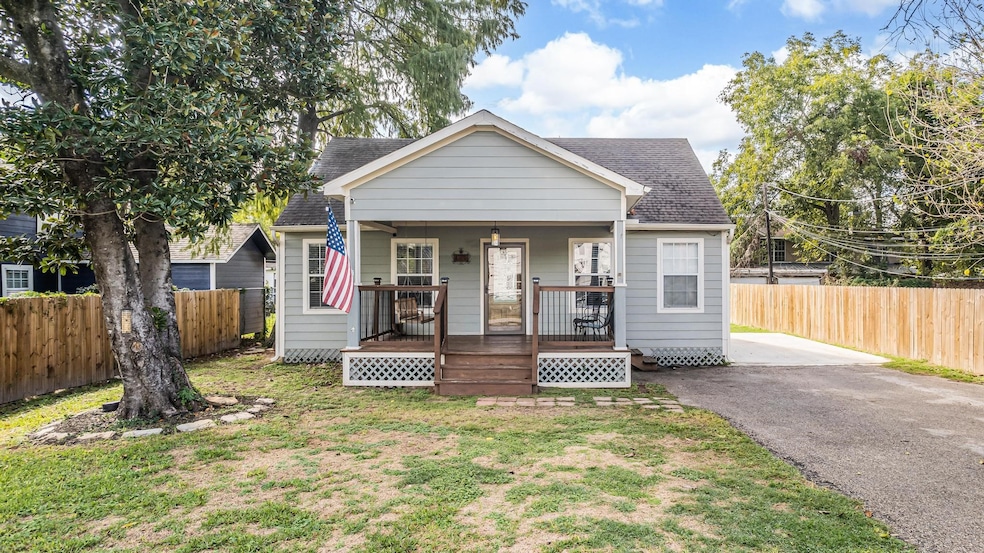 612 Caperton St, Houston, TX 77022 - photo 1