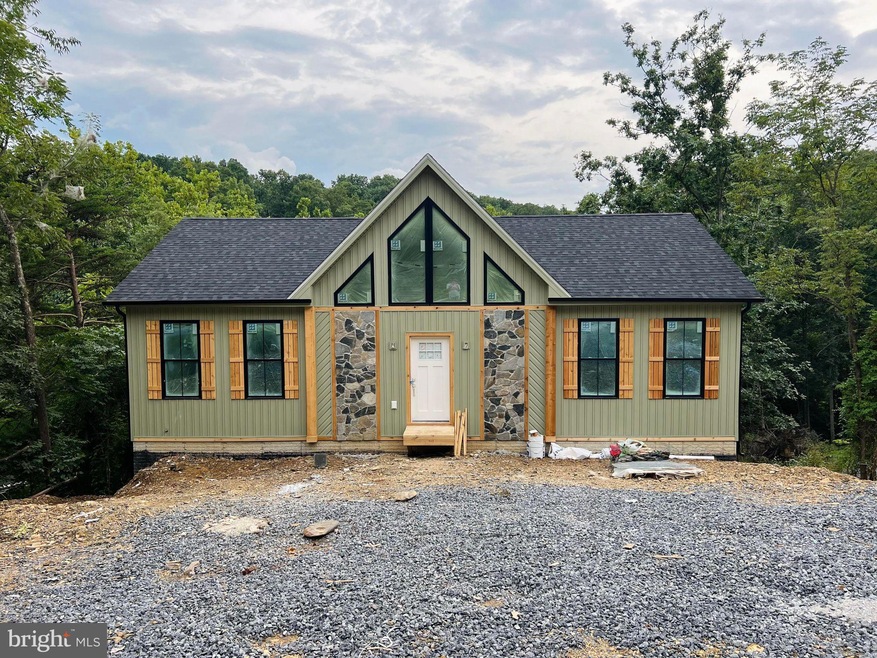 460 Dollar Ln, Bunker Hill, WV 25413 - photo 1