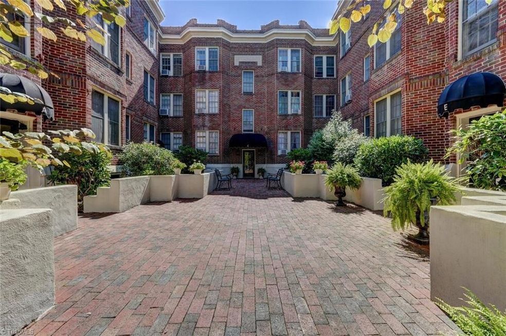 828 N Elm St unit A6, Greensboro, NC 27401 - photo 1