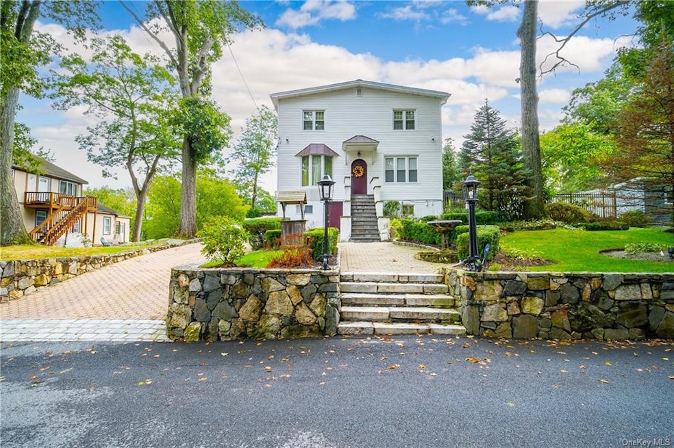 44 Ridgecrest Rd, Lake Peekskill, NY 10537 - photo 1