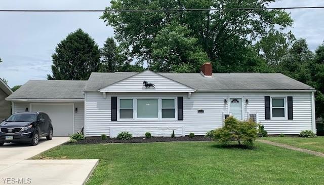 207 Westview Dr, New Concord, OH 43762 - photo 1