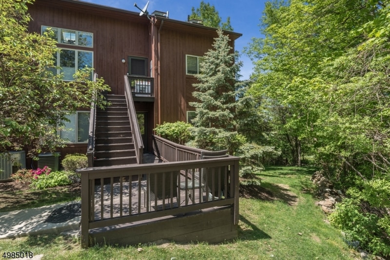 5 Port Royal Dr, Vernon, NJ 07462 - photo 1