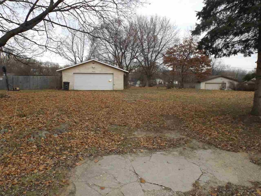 1638 Elizabeth St, Elkhart, IN 46516 - photo 1