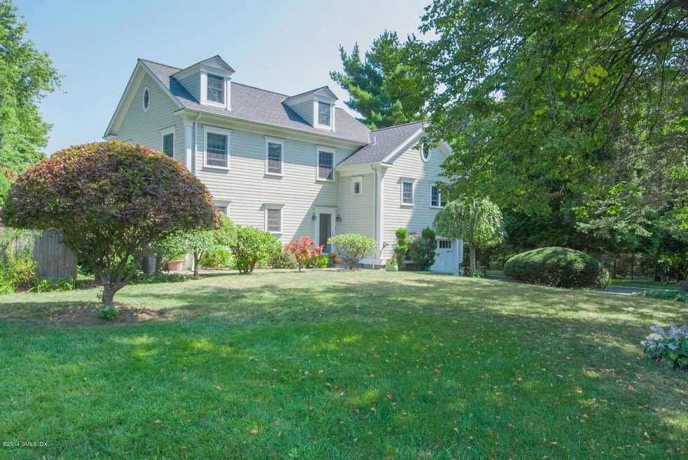 1 Walker Ct, Greenwich, CT 06831 - photo 1