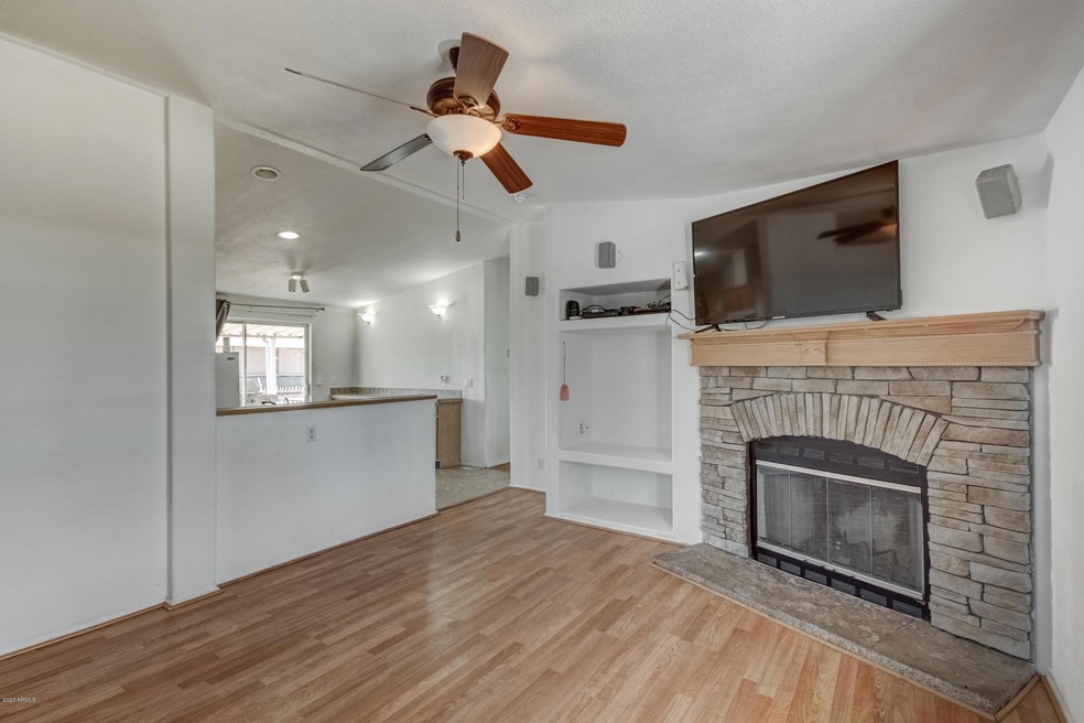 2944 W Tepee St-21