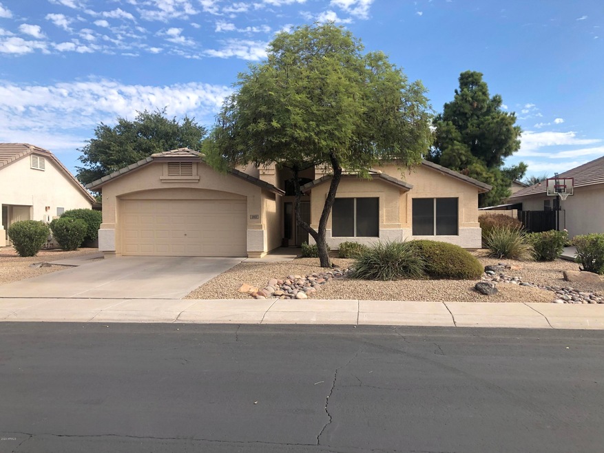 2102 E Willow Wick Rd, Gilbert, AZ 85296 - photo 1