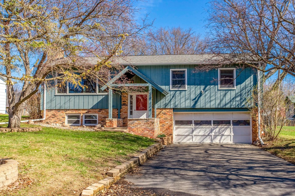 4830 Drake St, Maple Plain, MN 55359 - photo 1