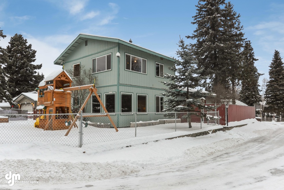 Exterior-4216-FULL
