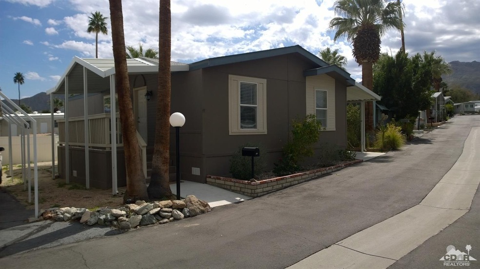 12 Diamond Dr E, Palm Desert, CA 92260 - photo 1