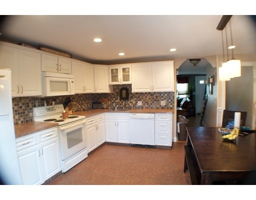 25 Douglas Dr unit 25, East Bridgewater, MA 02333 - photo 1