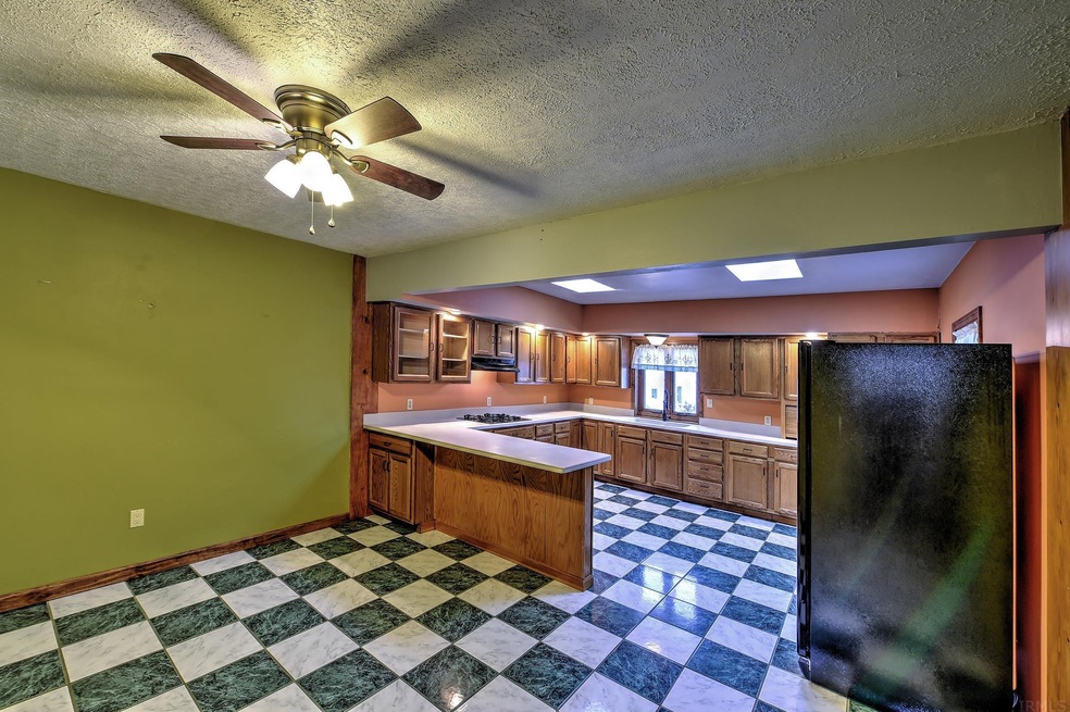 Sold $220,000 • Co-Listing Agent