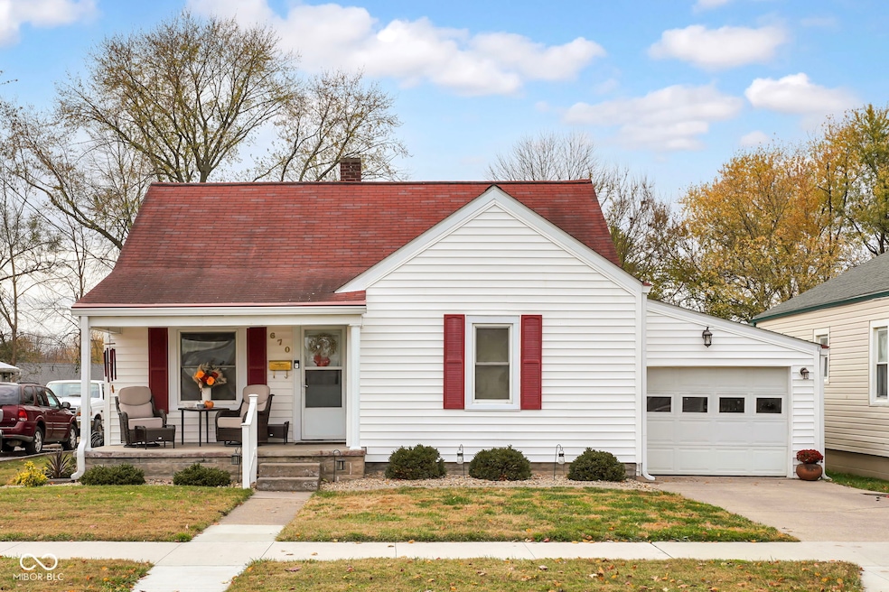 670 S Vine St, Seymour, IN 47274 - photo 1