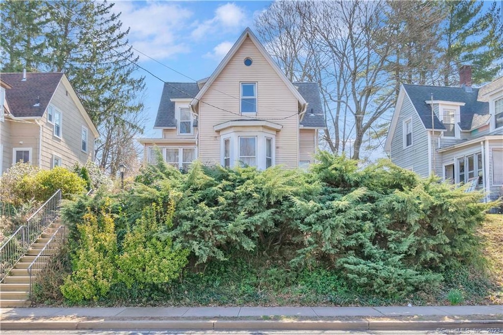 72 New Hanover Ave, Meriden, CT 06451 - photo 1