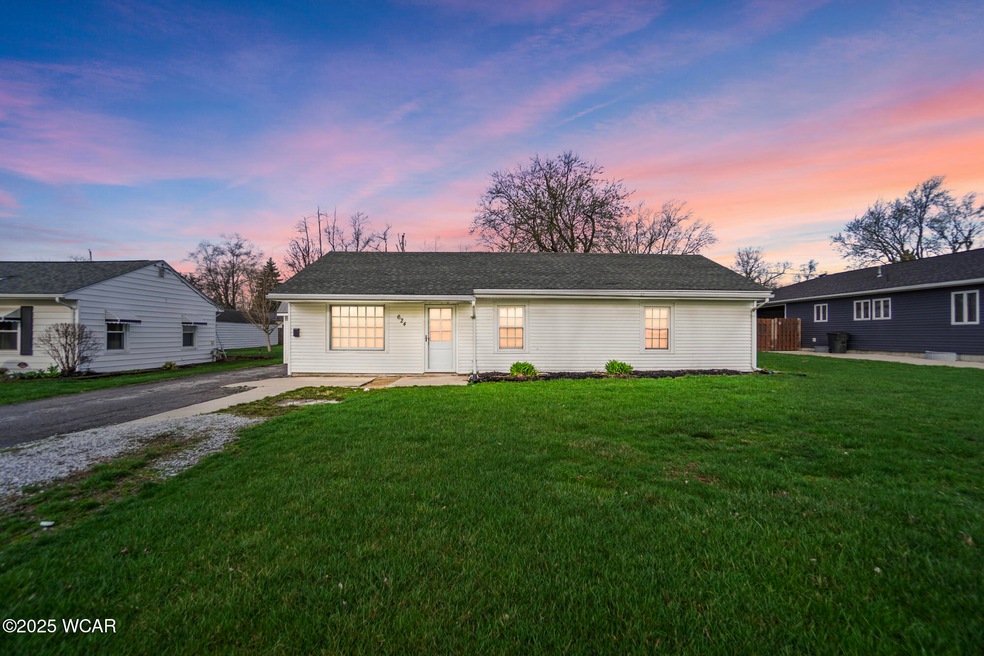 624 Mount Holyoke Ave, Lima, OH 45804 - photo 1