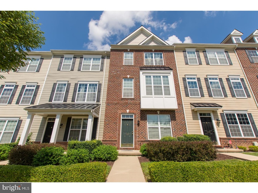 537 Raskob Dr, Claymont, DE 19703 - photo 1