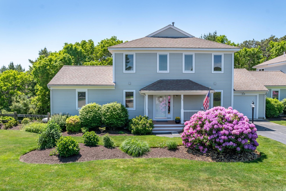 E2 Beach Plum Ln unit E, Buzzards Bay, MA 02532 - photo 1