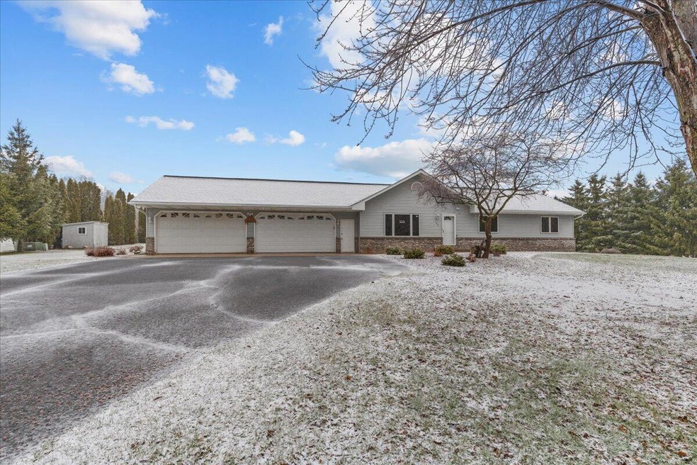 1248 Lakeview Rd
