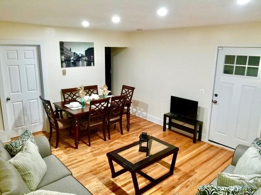 5 White St unit 1, Port Jervis, NY 12771 - photo 1