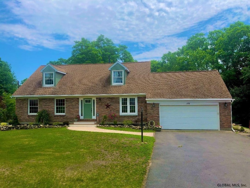 175 Droms Rd, Schenectady, NY 12302 - photo 1