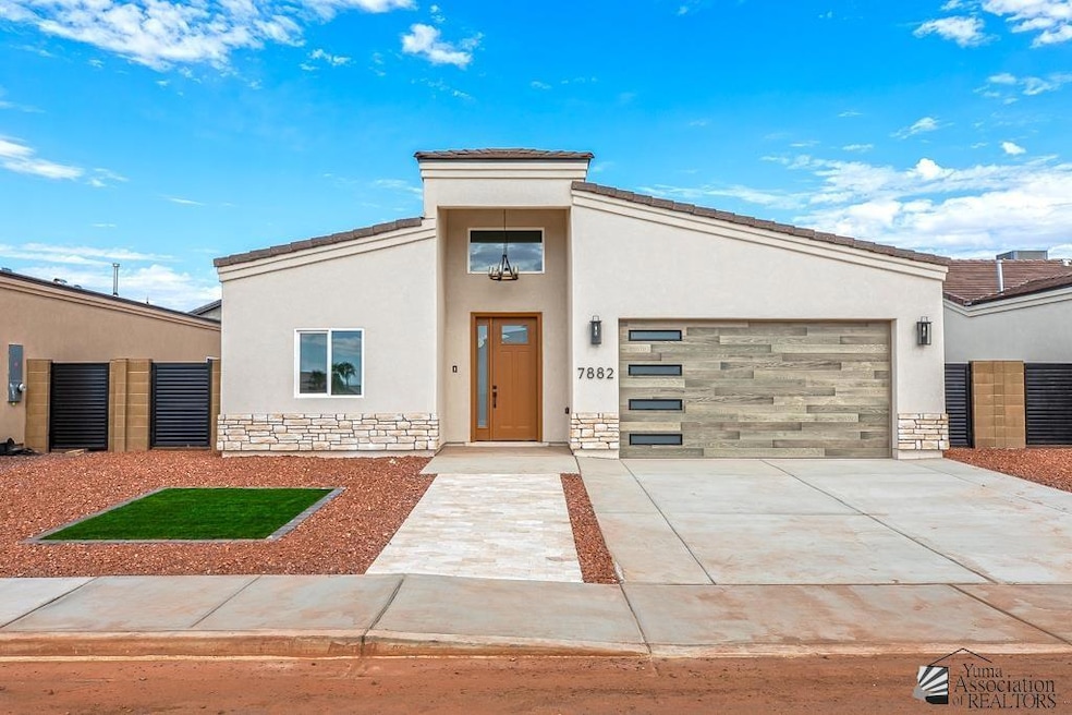 7882 E 35th Place, Yuma, AZ 85365 - photo 1