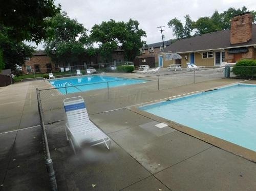 2 pools