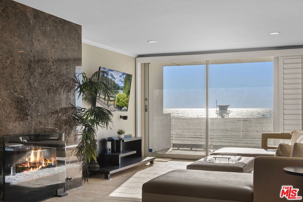 4 Jib St unit 3, Marina Del Rey, CA 90292 - photo 1