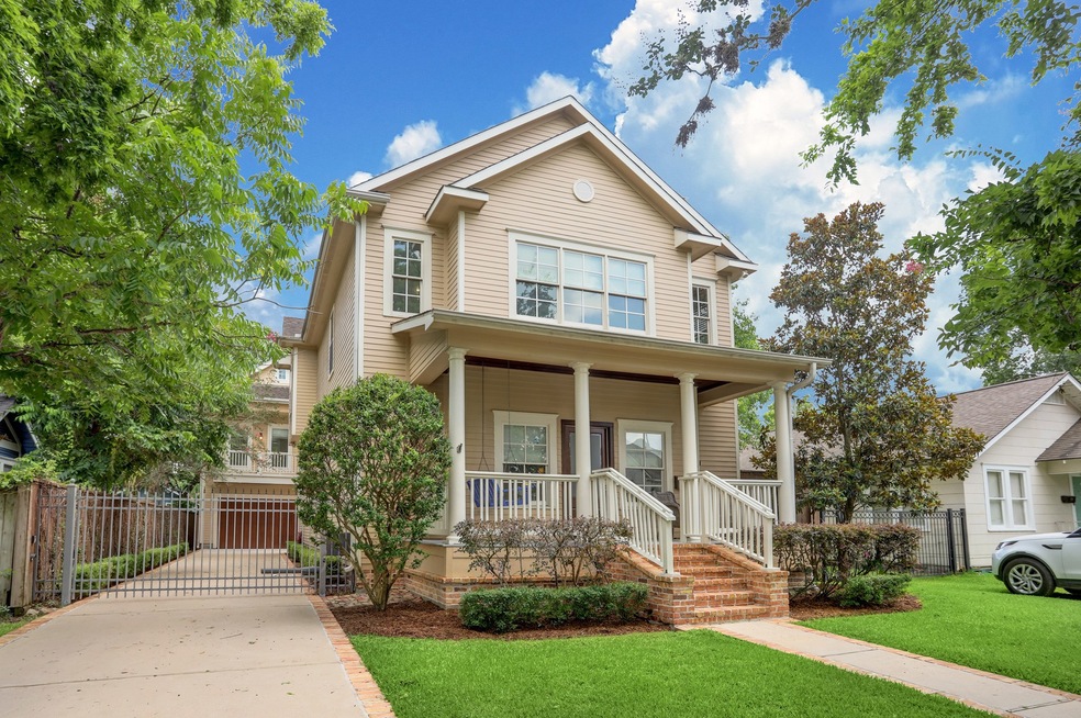 734 E 13th 1 2 St, Houston, TX 77008 - photo 1