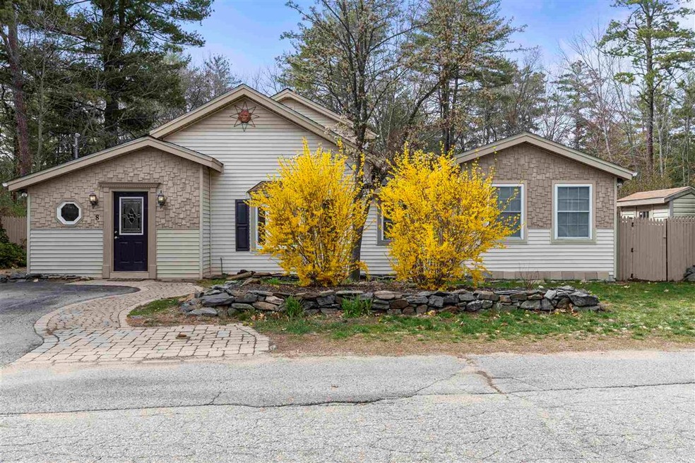 8 Berry St, Rochester, NH 03867 - photo 1