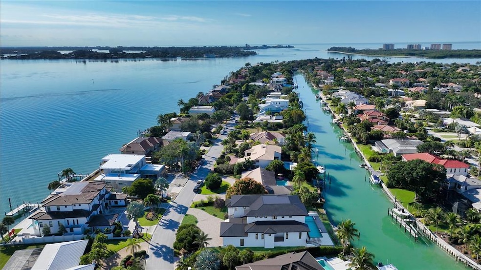 Sold $7,040,000 • Co-Listing Agent
