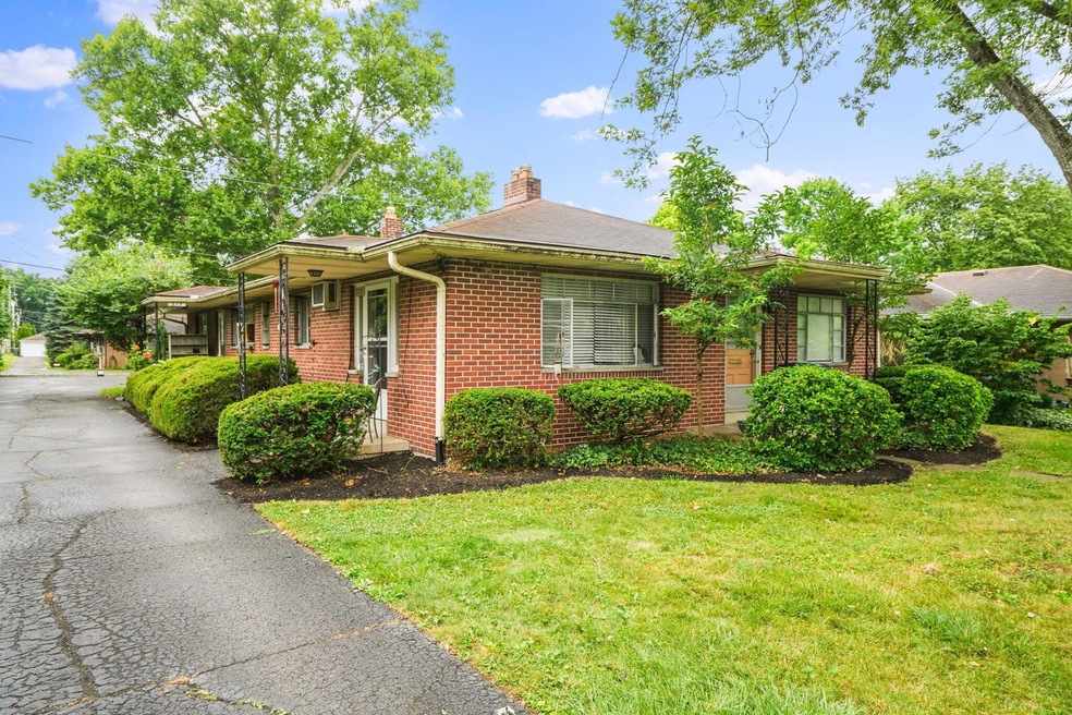 713 Springs Dr unit 719, Columbus, OH 43214 - photo 1