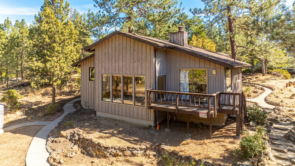 60587 Mayberry Ct, Bend, OR 97702 - photo 1