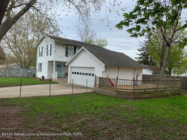 5767 Selfridge Blvd, Lansing, MI 48911 - photo 1