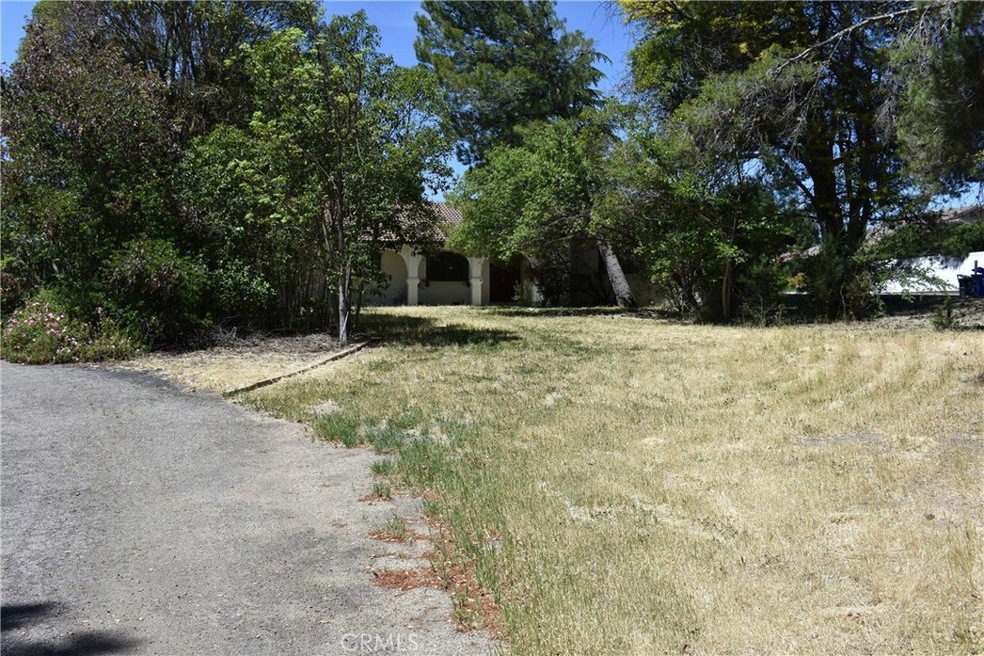 723 Rolling Hills Rd, Paso Robles, CA 93446 - photo 1
