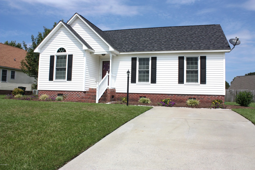 441 Channel Dr, Winterville, NC 28590 - photo 1