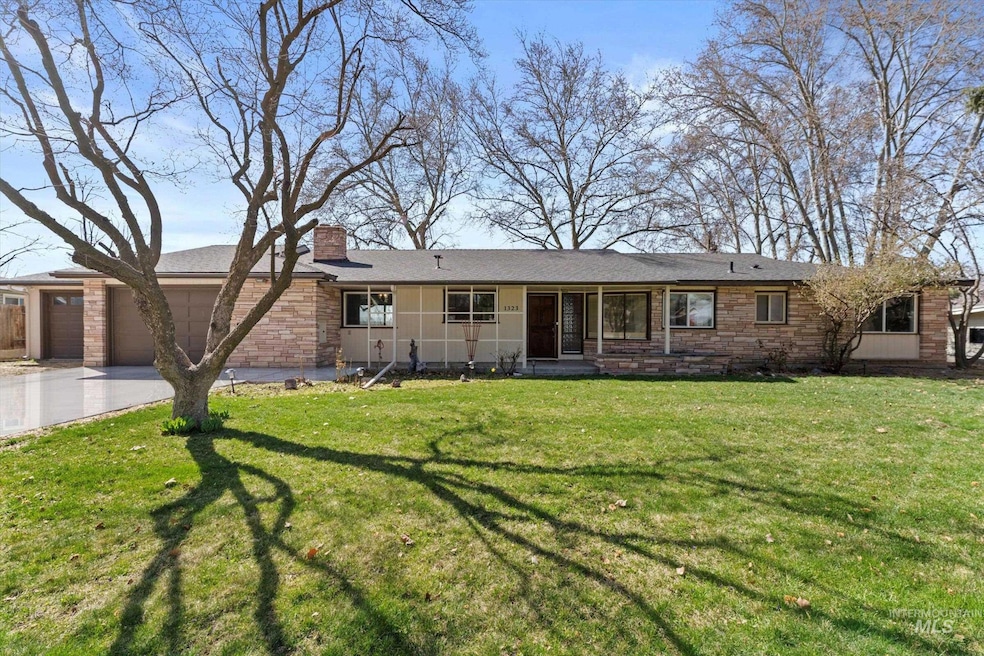 Sold • Co-Listing Agent