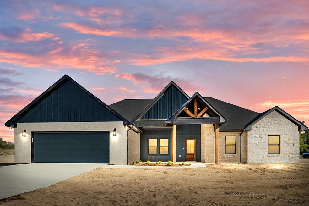 110 Miles Rd, Lufkin, TX 75901 - photo 1