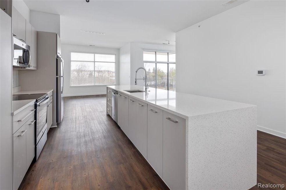 3300 Ann Arbor-Saline Rd unit 17203, Ann Arbor, MI 48103 - photo 1
