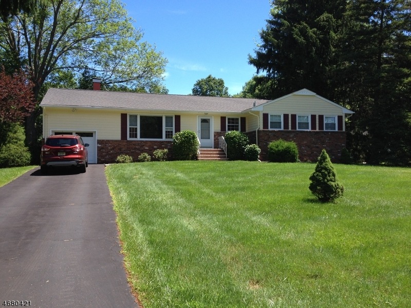 1673 Brookdale Dr, Martinsville, NJ 08836 - photo 1