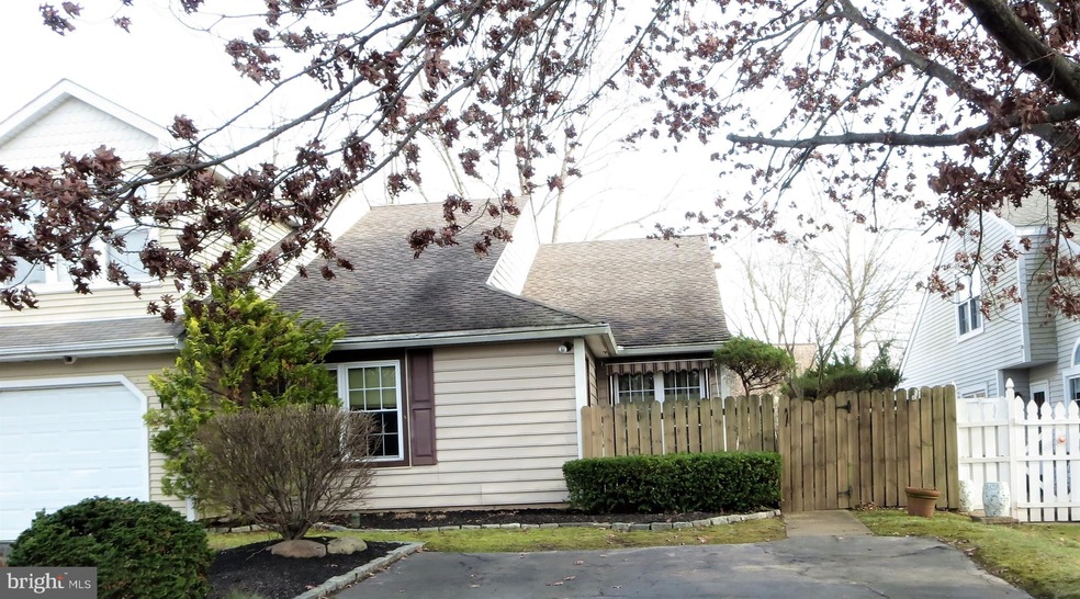 184 Raintree Ct, Langhorne, PA 19047 - photo 1