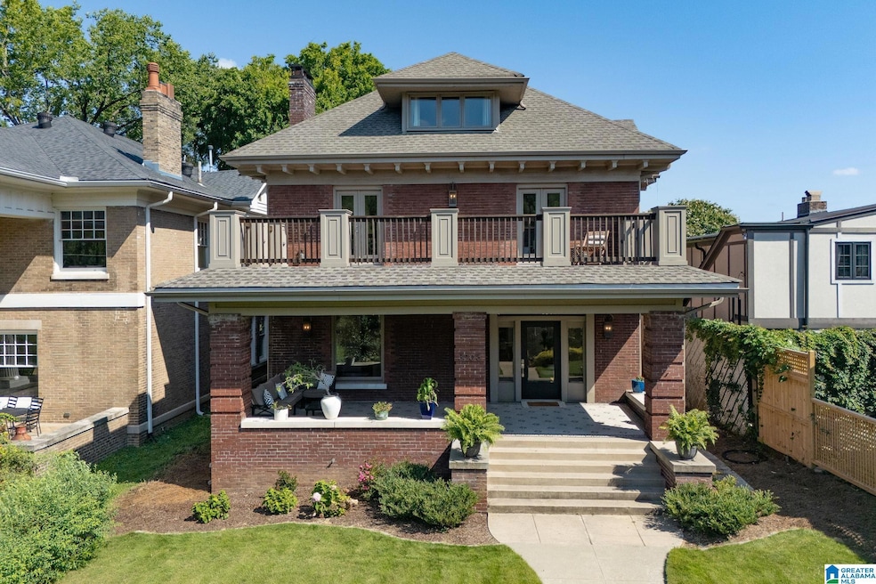 3206 Cliff Rd S, Birmingham, AL 35205 - photo 1