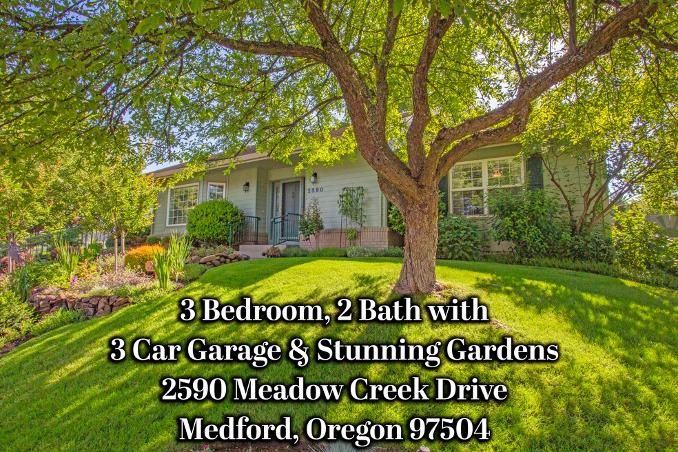 2590 Meadow Creek Dr unit 3, Medford, OR 97504 - photo 1