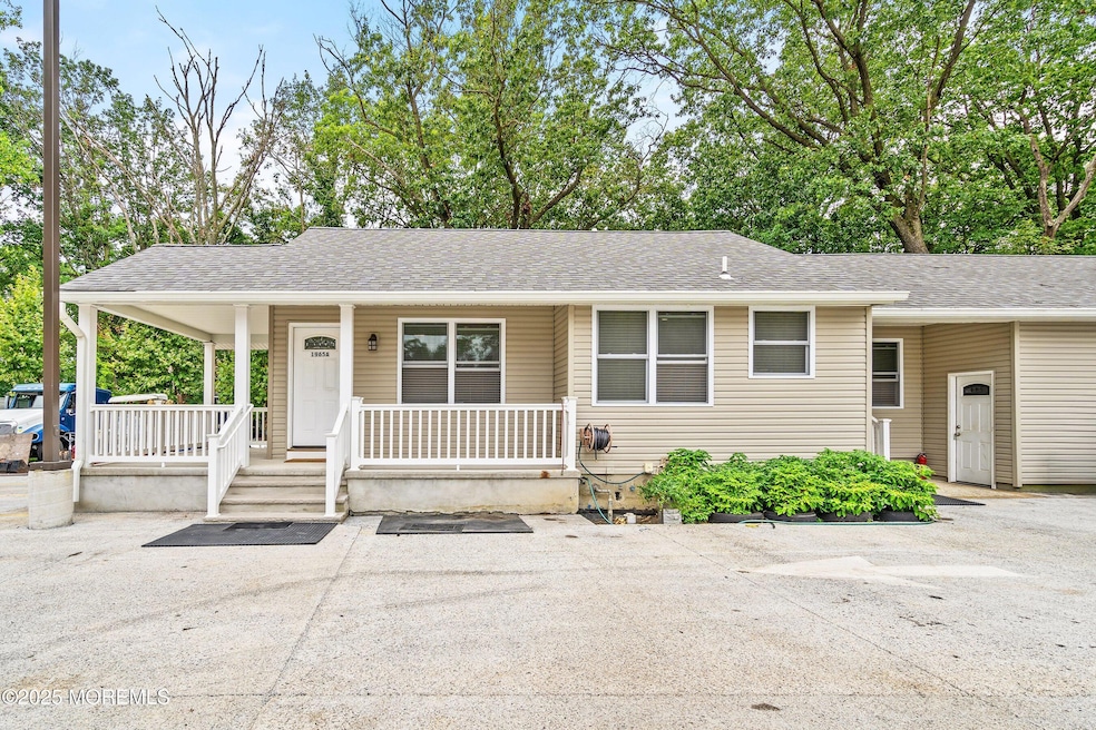 1965 New Jersey 35 unit A, South Amboy, NJ 08879 - photo 1